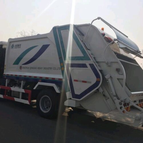 HOWO 4X2 Rear Garbage Compactor Trucks Compression Waste Collection Garbage Truck Heavy Duty Brand New New Product 2020 Wax 5mm